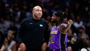 Former Los Angeles Lakers head coach Darvin Ham with Patrick Beverle