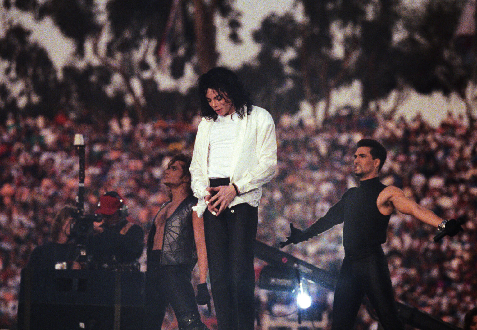 NFL: Ranking Top 10 Super Bowl halftime performances of all time