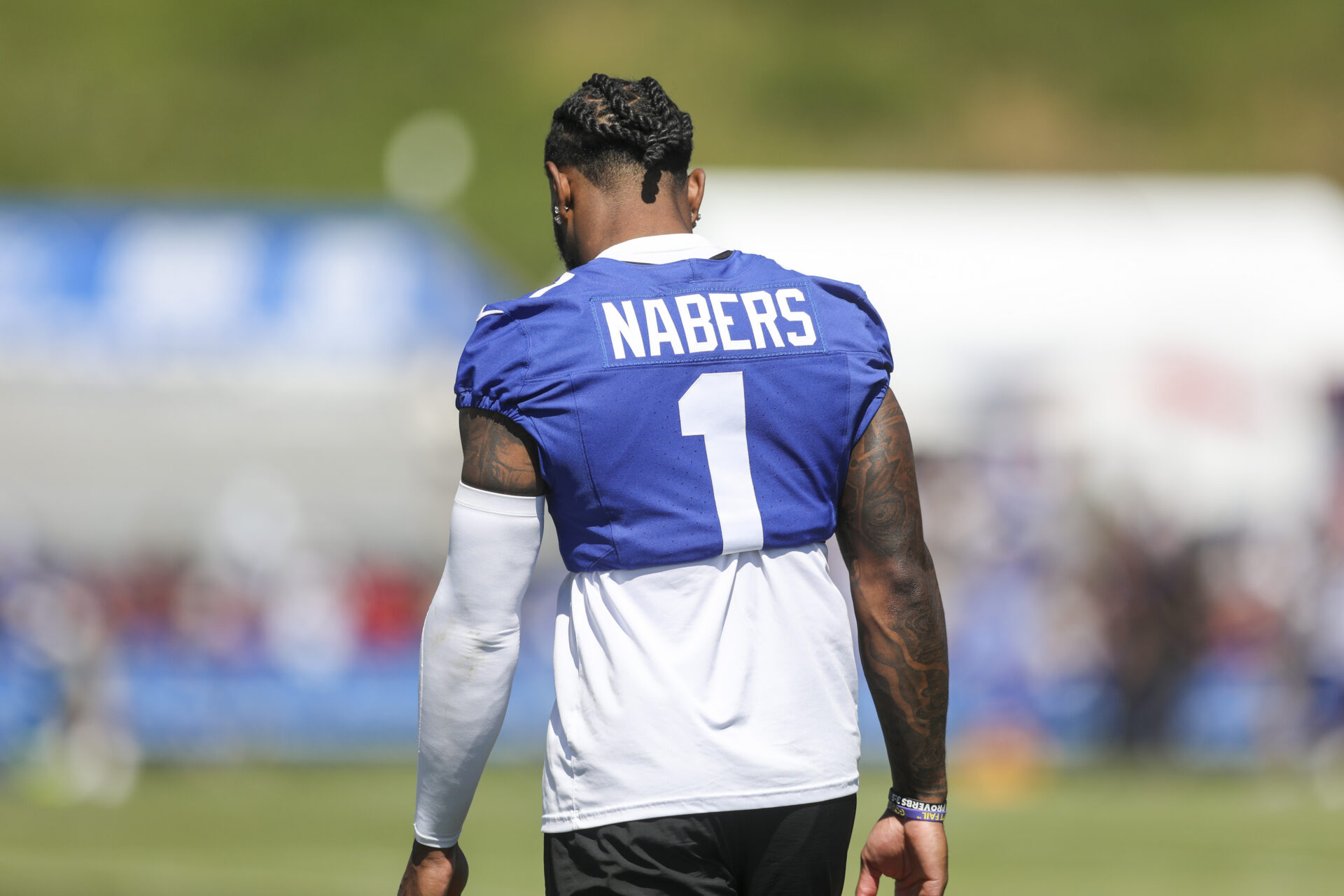 FOOTBALL-NFL-270.jpg