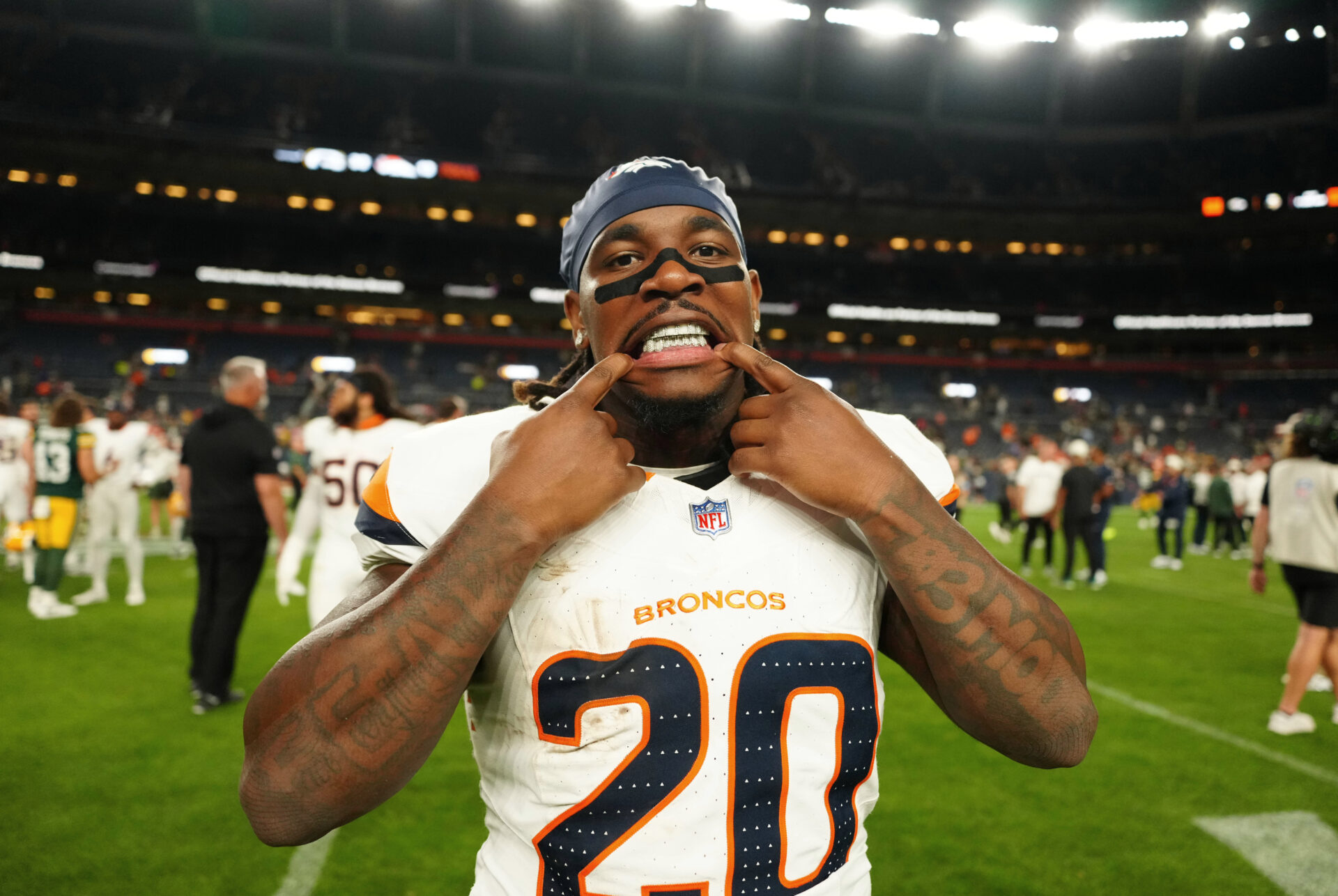 Bold predictions for Monday Night Football in NFL Week 1