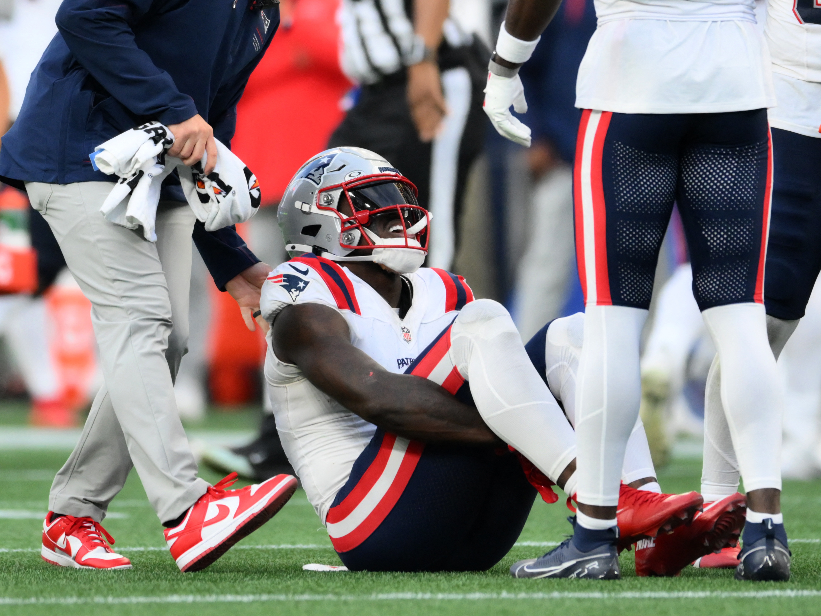 2026-09-10T020409Z_697830638_MT1USATODAY29776702_RTRMADP_3_NFL-NEW-ENGLAND-PATRIOTS-AT-SEATTLE-SEAHAWKS-1-1.jpg