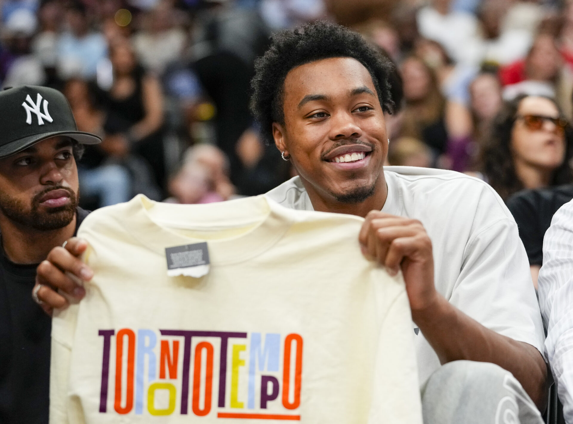 Scottie Barnes has future as background actor thanks to viral news clip