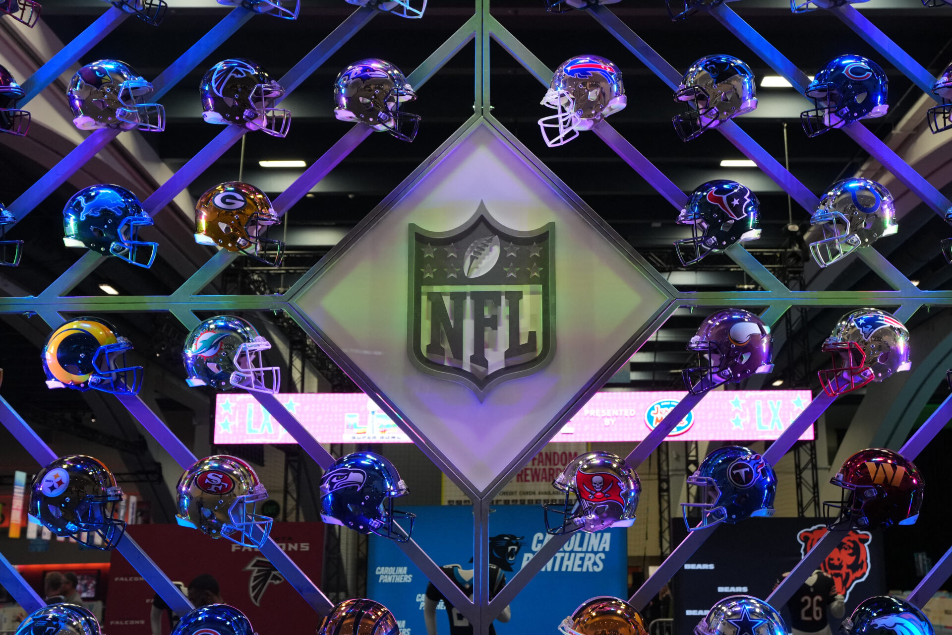 FOOTBALL-NFL-196.jpg