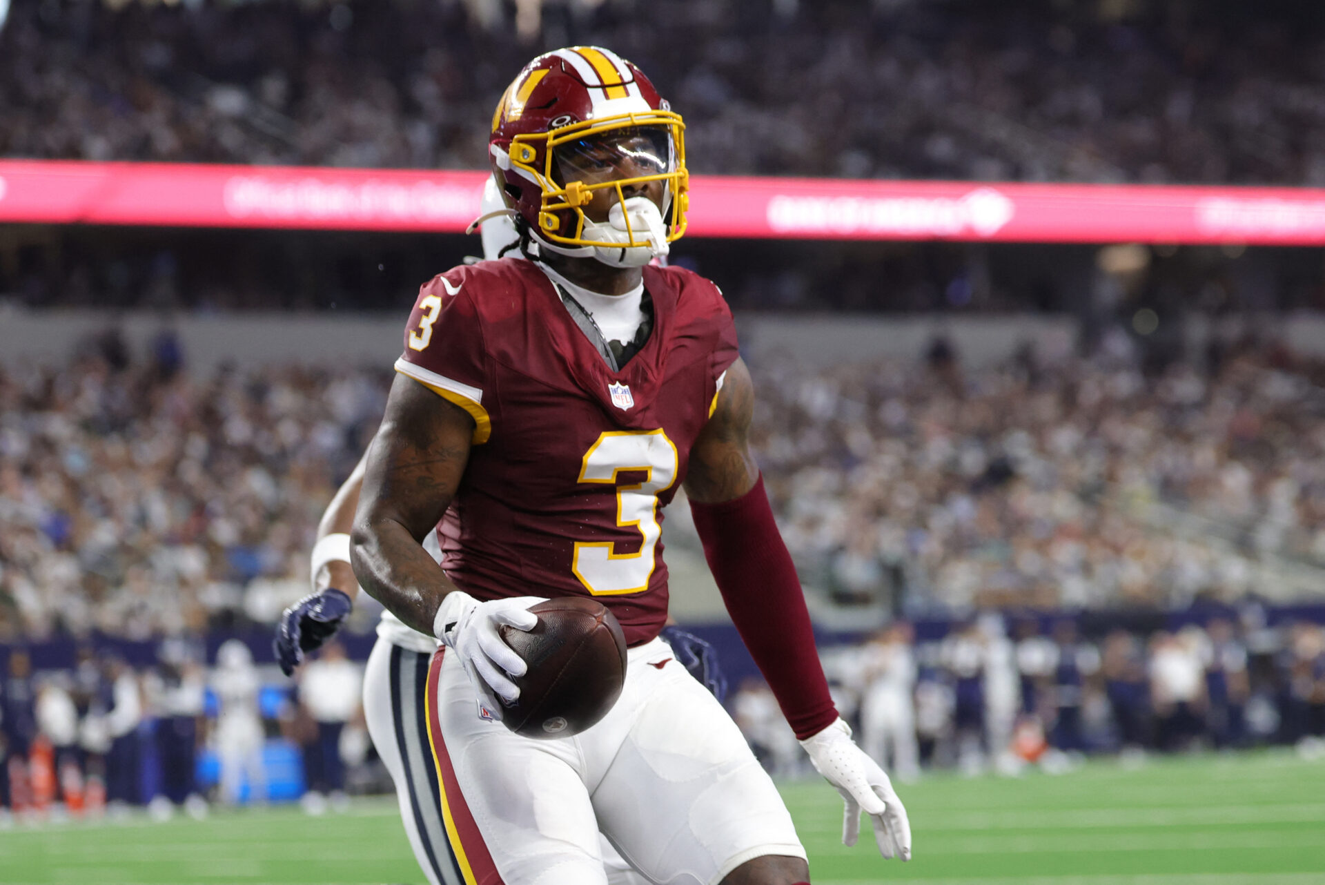 FOOTBALL-NFL-249.jpg