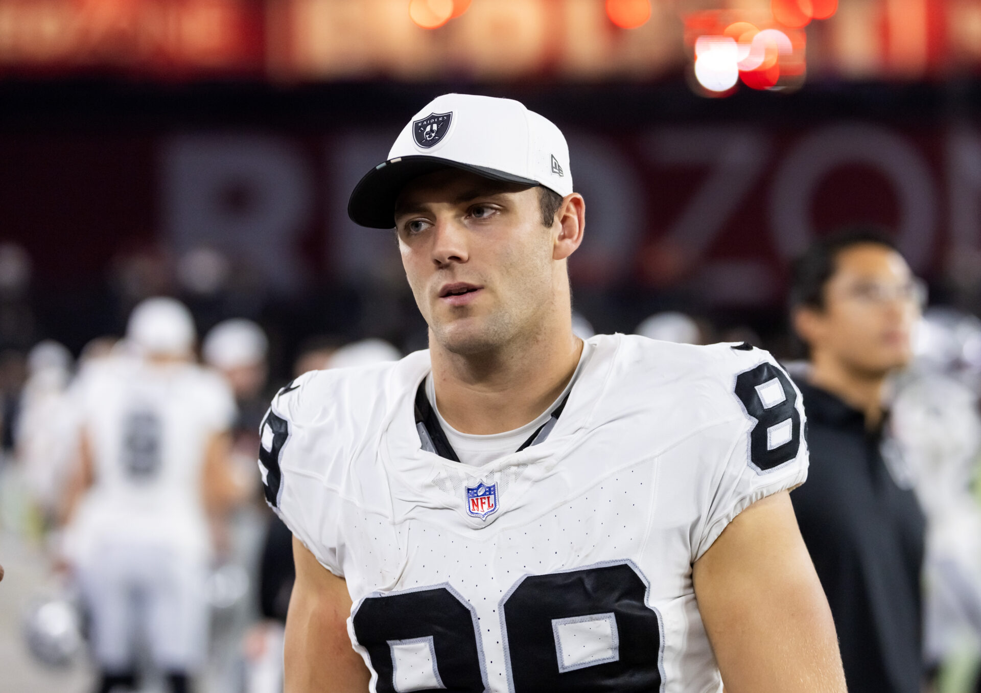 FOOTBALL-NFL-ARI-OAK.jpg