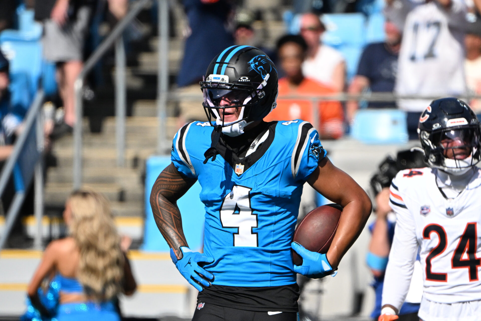 FOOTBALL-NFL-CAR-CHI-9.jpg