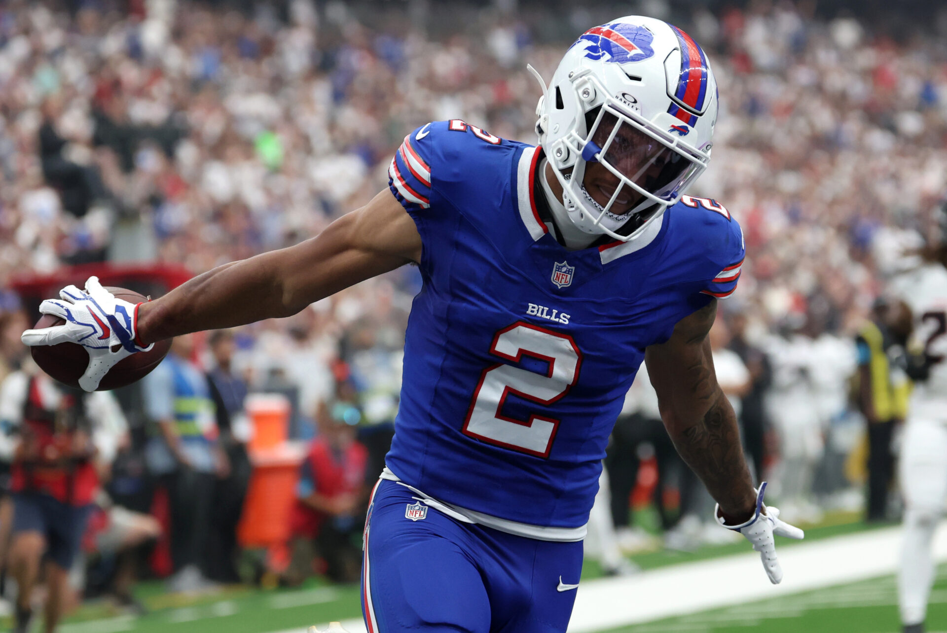 DJ Moore , A . J . Brown , Chris Olave , Mike Evans and more WR injury updates for Week 6
