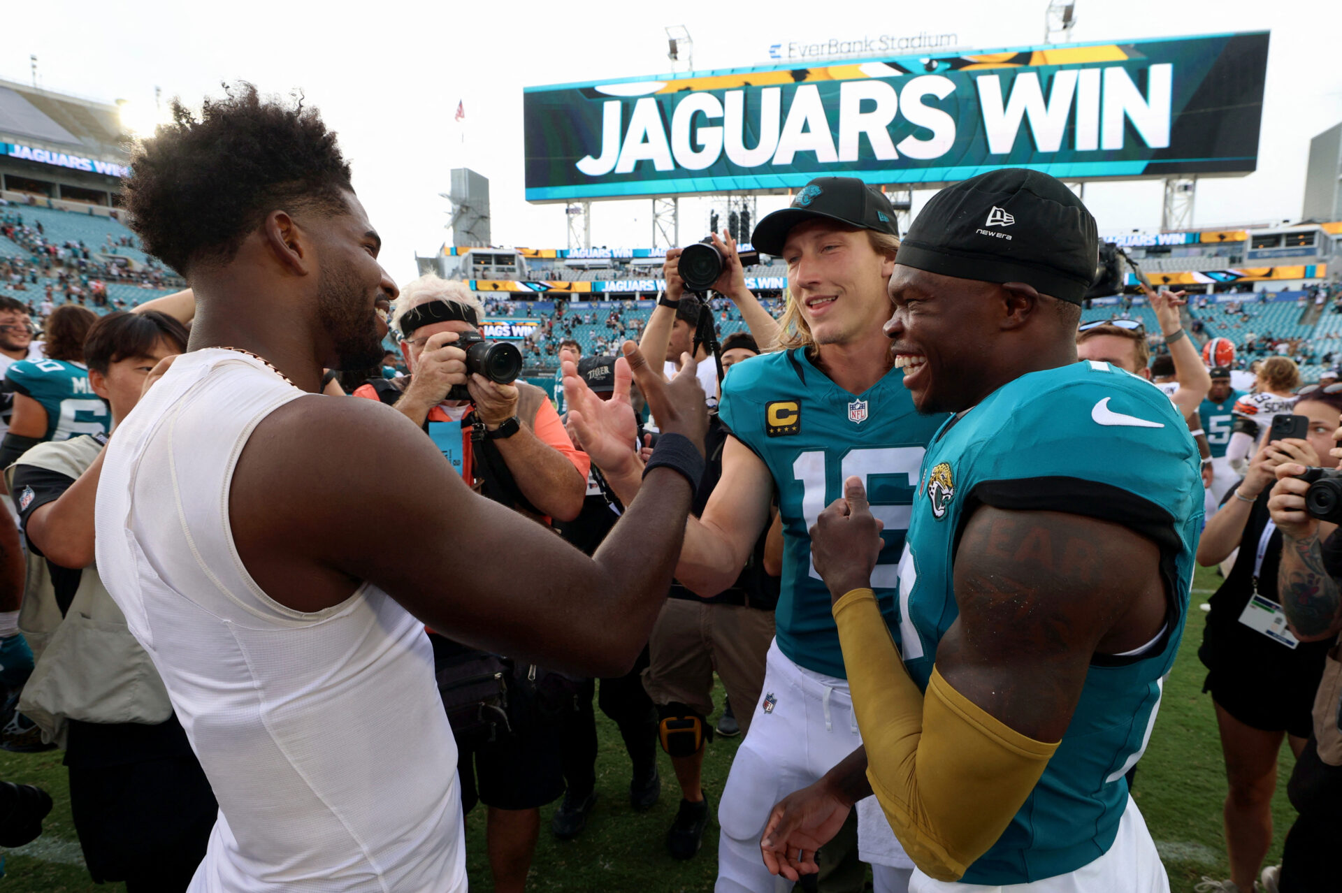 FOOTBALL-NFL-JAC-CLE-2.jpg