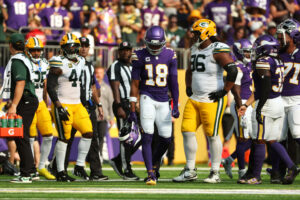 NFL: Green Bay Packers at Minnesota Vikings