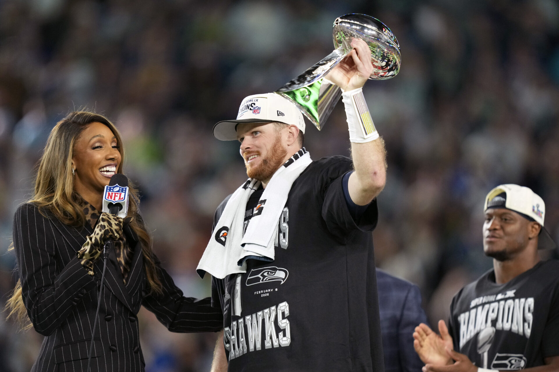 FOOTBALL-NFL-NEP-SEA-3.jpg