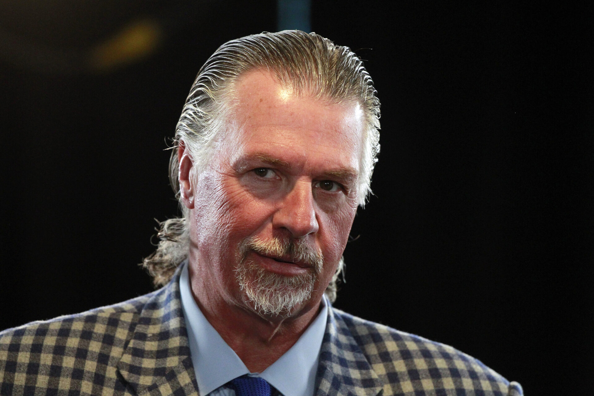 Scott Van Pelt, ESPN SportsCenter honor Barry Melrose with touching tribute video