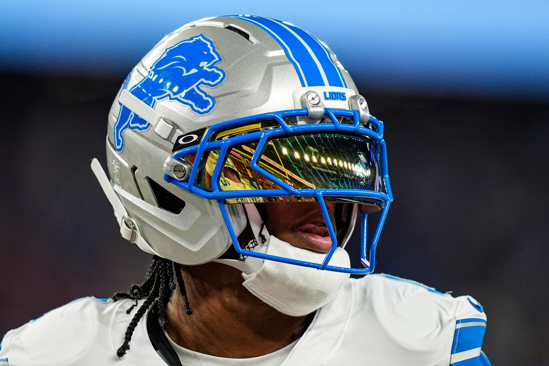 Detroit Lions running back Jahmyr Gibbs (0) warms up ahead of the game between Detroit Lions and Buffalo Bills at Highmark