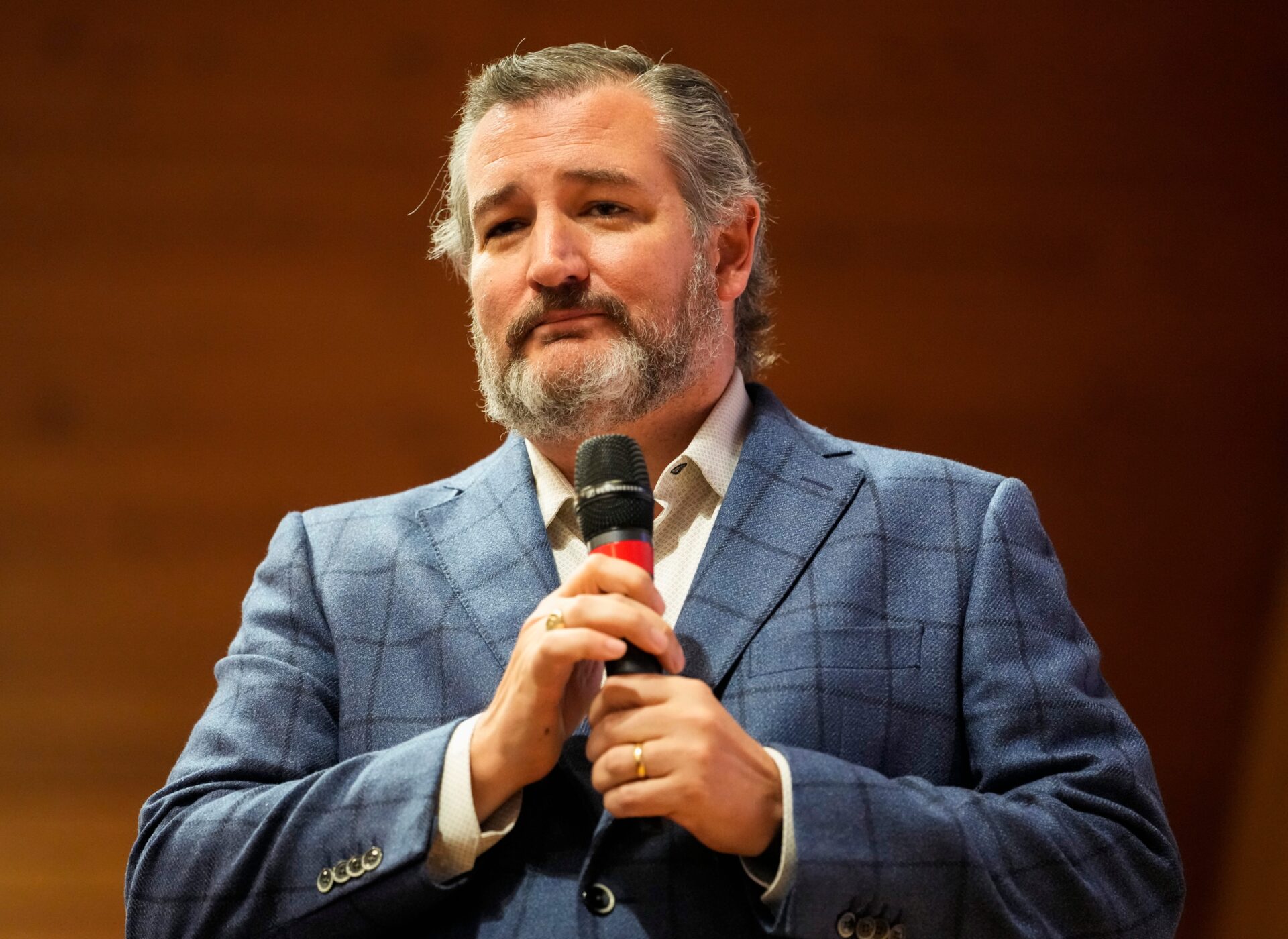 Ted Cruz cites Nick Saban and Pat McAfee to push Protect College Sports Act