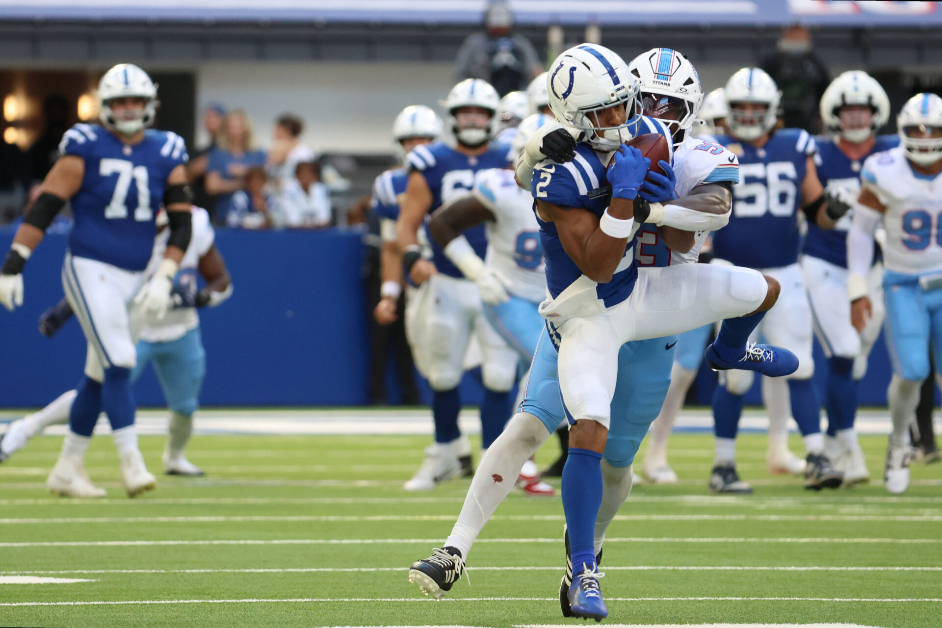 2026-10-18T193944Z_632293476_MT1USATODAY30124686_RTRMADP_3_NFL-TENNESSEE-TITANS-AT-INDIANAPOLIS-COLTS.jpg