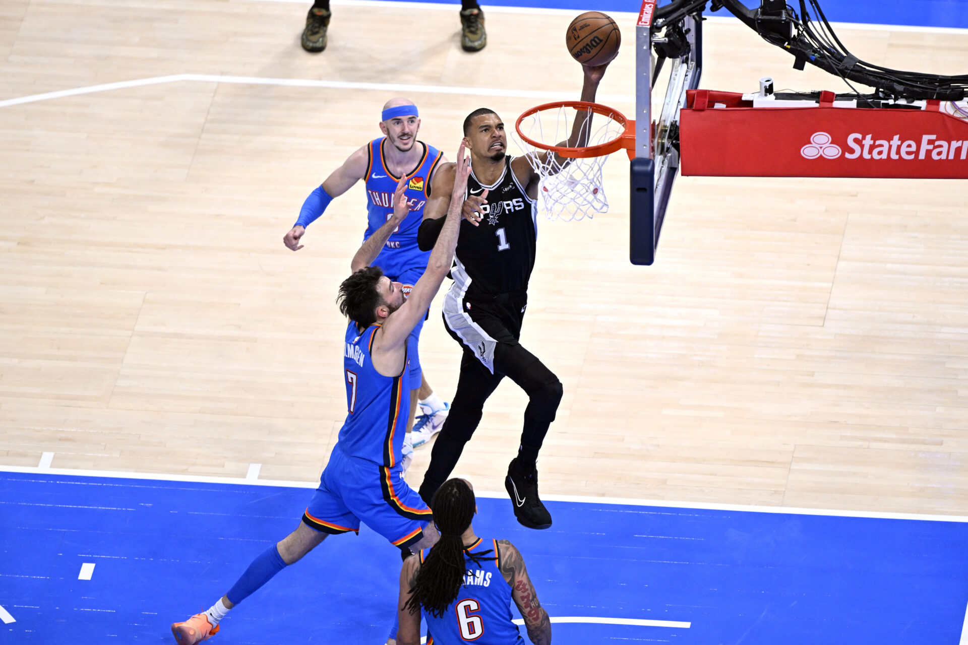 NBA: Playoffs-San Antonio Spurs at Oklahoma City Thunder