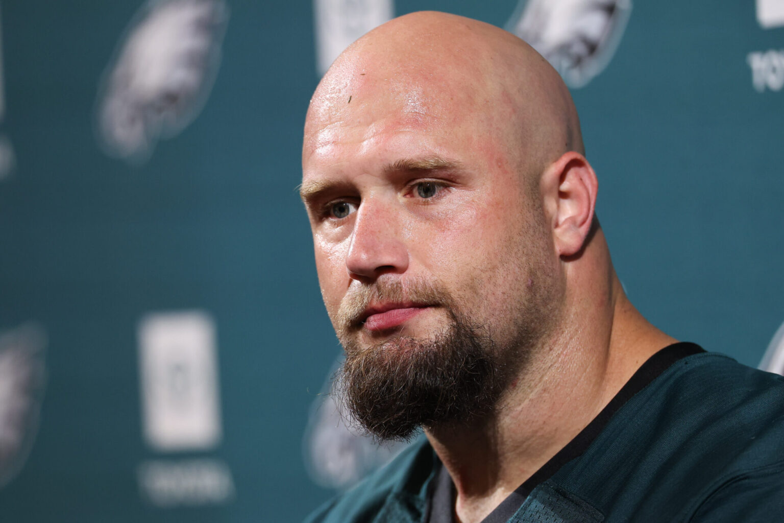 Lane Johnson announces retirement from Eagles after stepping away for ...