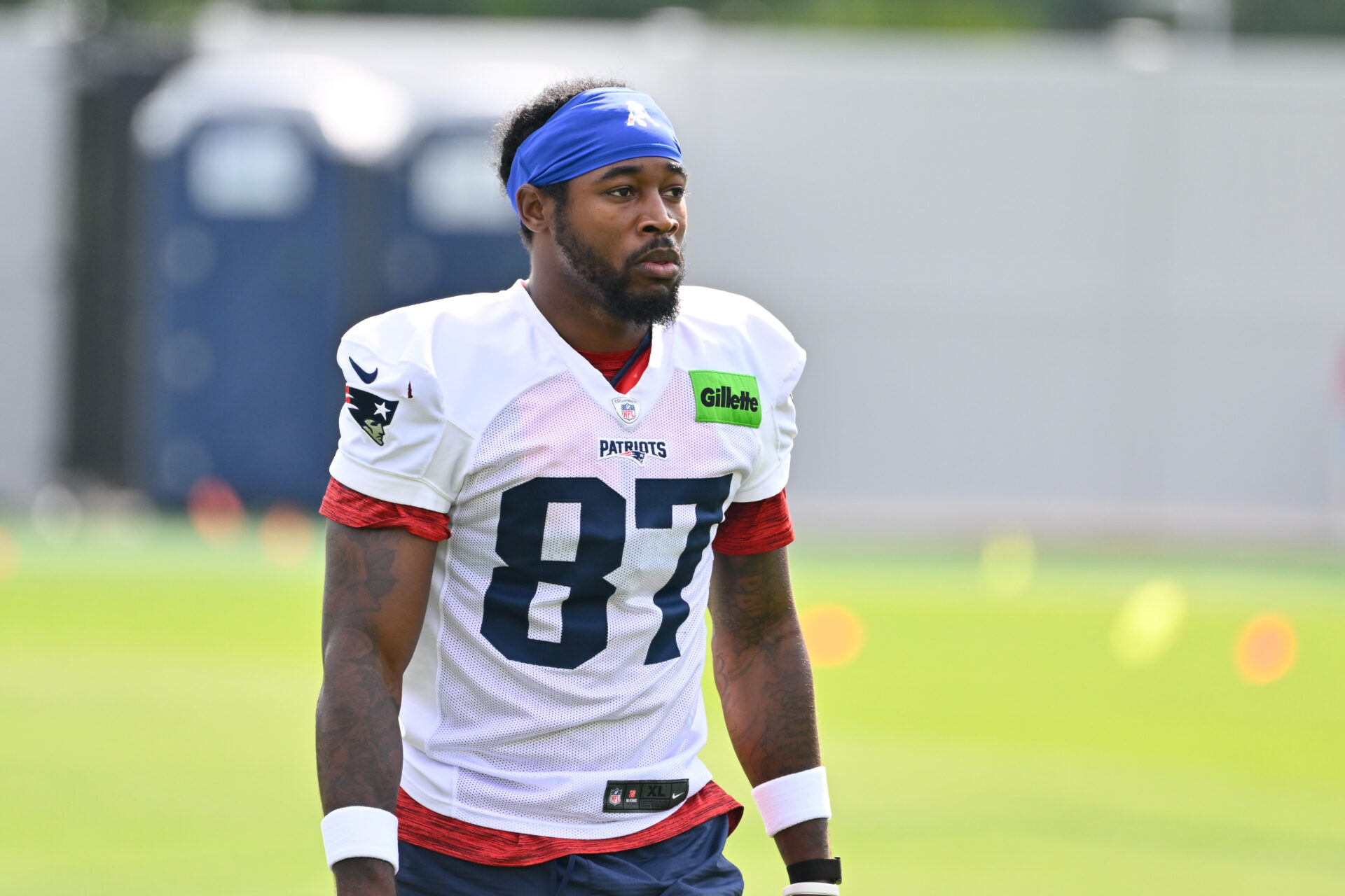 FOOTBALL-NFL-96.jpg