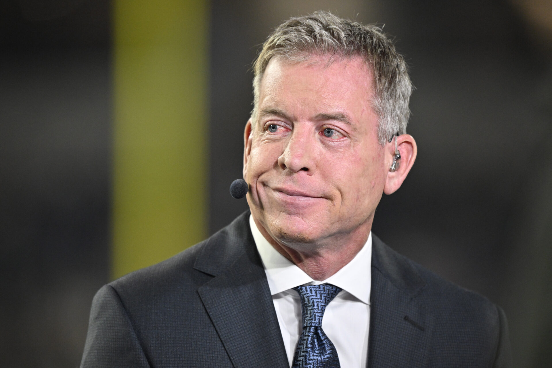 Joe Buck snapped at 'cold, difficult' Troy Aikman during heated ...