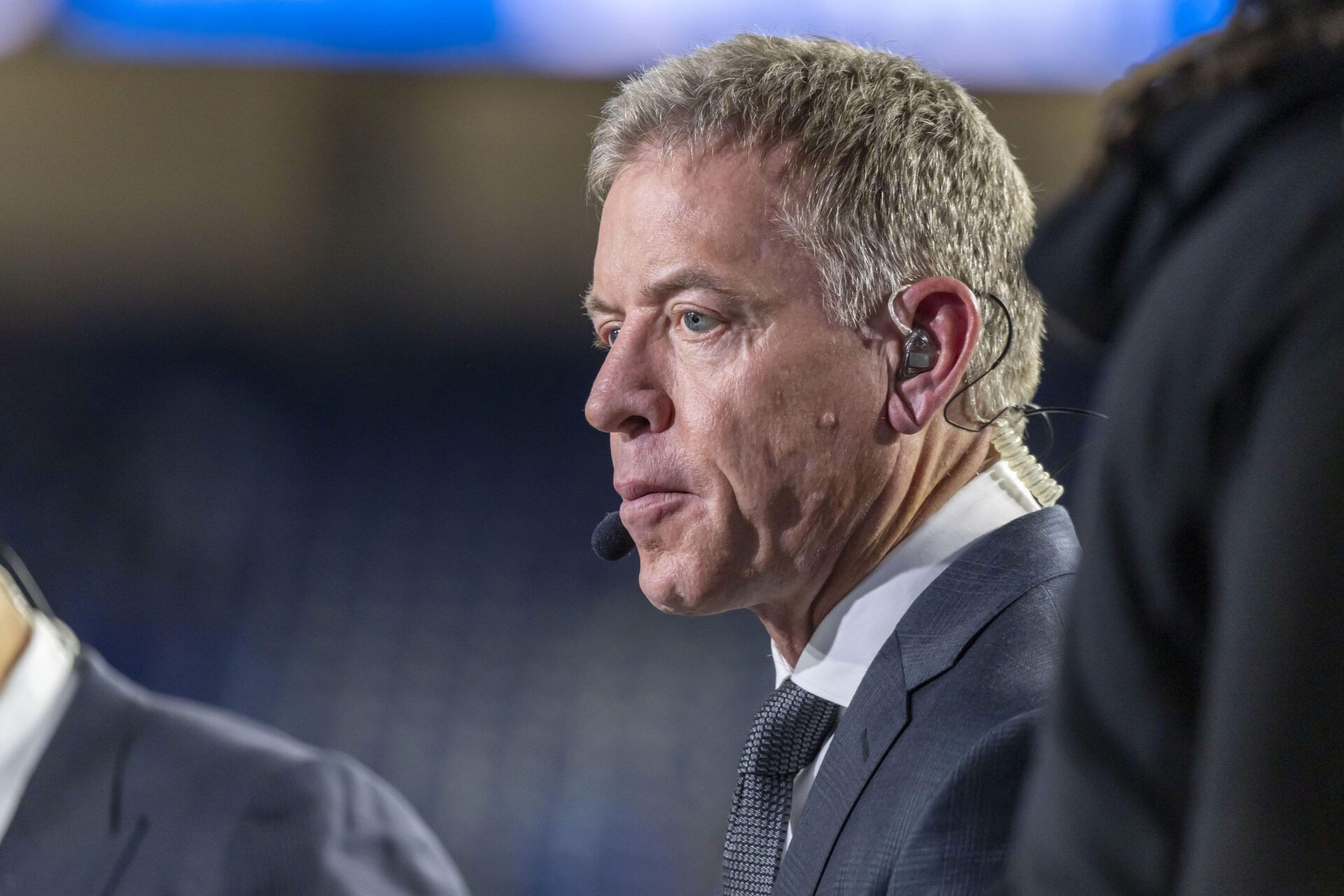 Troy Aikman couldn't hide dislike of analytics during 'MNF' with Joe Buck