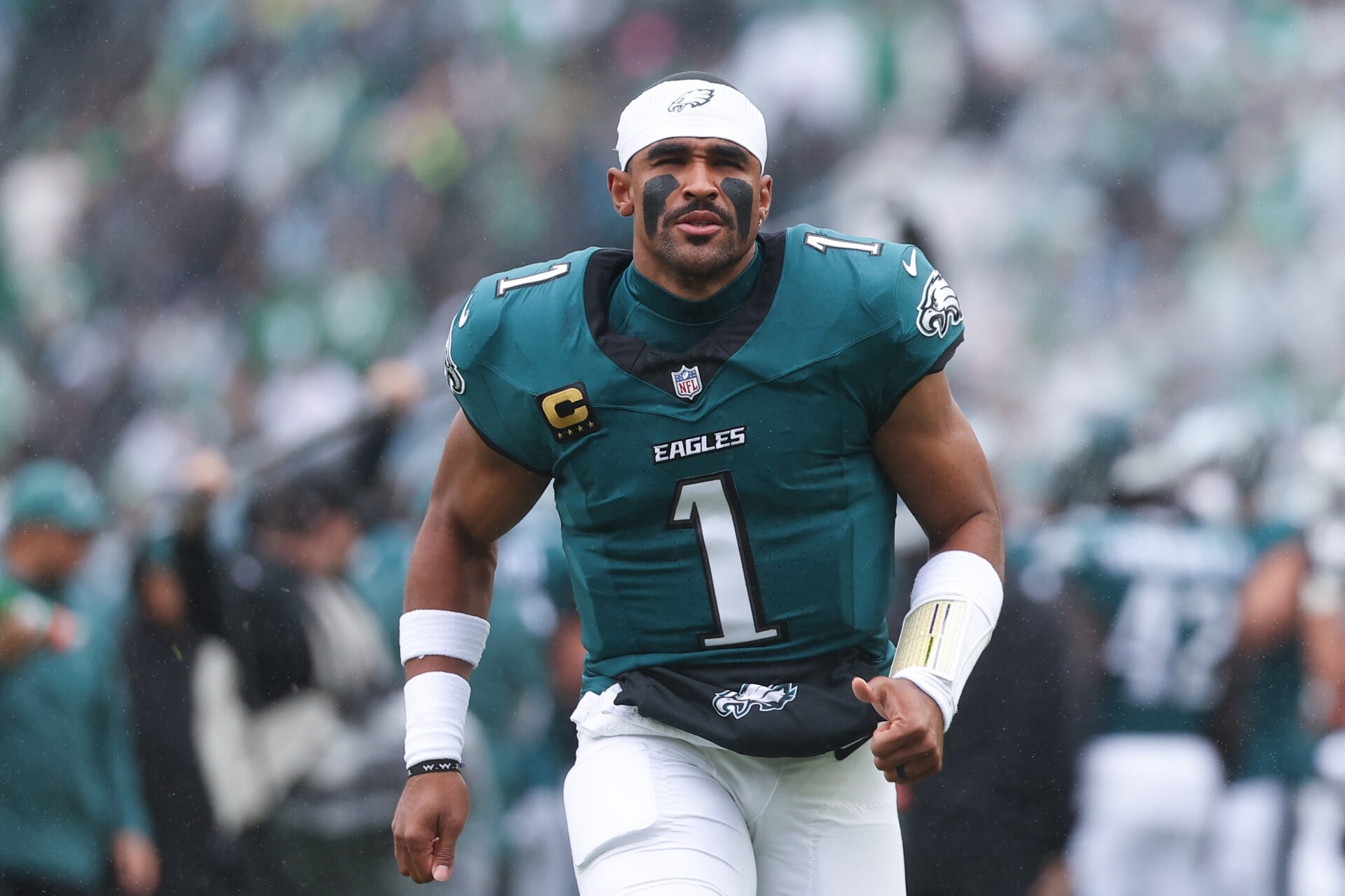 Jalen Hurts injury update : Eagles reveal key decision on star QB blood clot