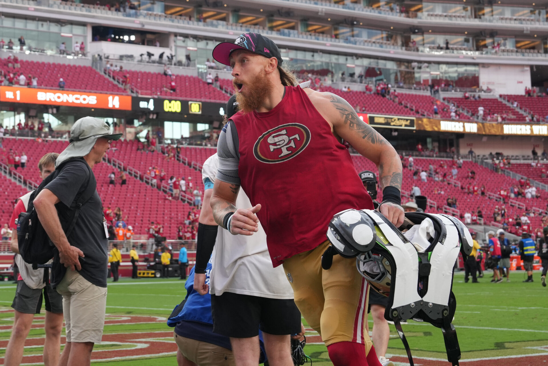 FOOTBALL-NFL-SF-DEN-21.jpg