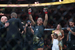 MMA: UFC 332